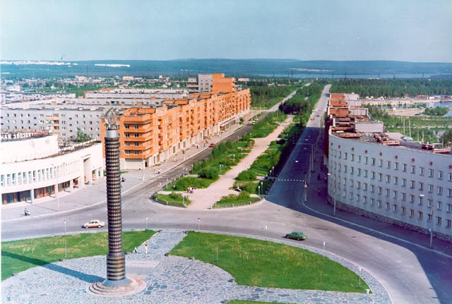 ОЛЕНЕГОРСК :: Сайт о городе и его жителях :: О городе :: История ...